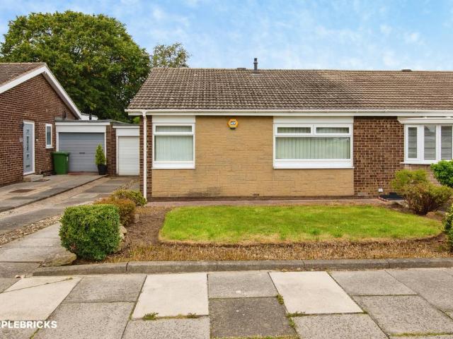 Bungalow for sale in Whitelea, Cramlington