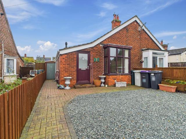 Bungalow for sale in Mablethorpe and Sutton, Belleau