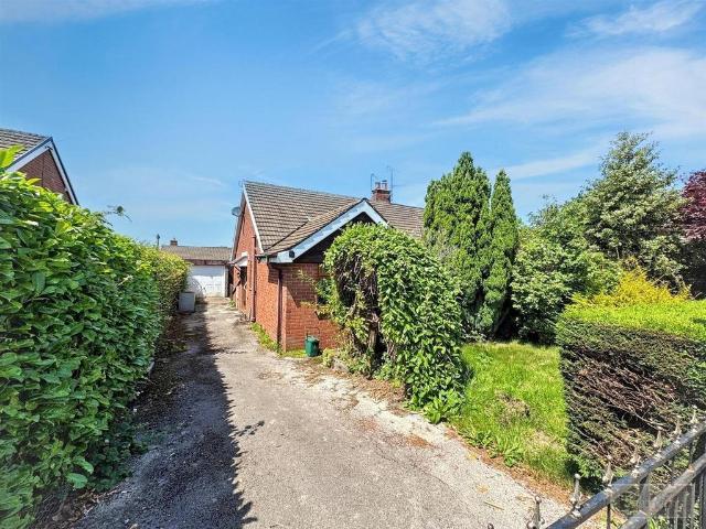 Bungalow for sale in Kingsley Moor, Staffordshire