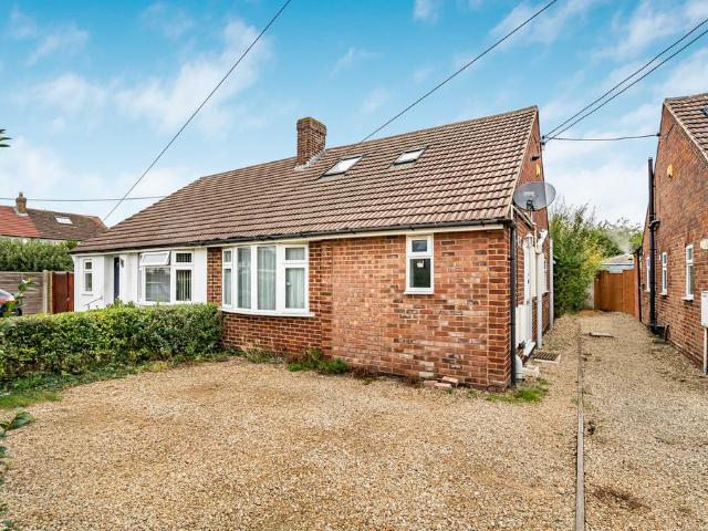 Bungalow for sale in Garden City, Cherwell