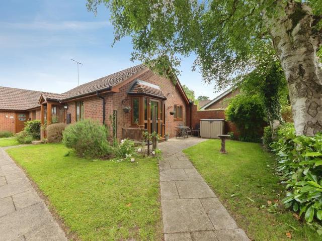 Bungalow for sale in Shirley, West Midlands