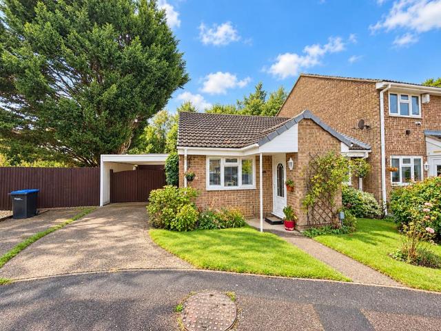 Bungalow for sale in Great Billing