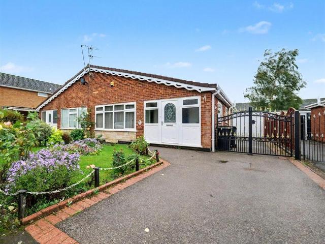Bungalow for sale in Whitestone, Camp Hill