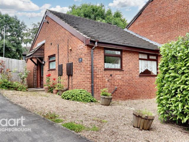 Bungalow for sale in Elmfield, Leicestershire