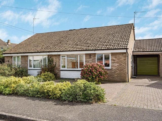 Bungalow for sale in Huntingdon, Cambridgeshire