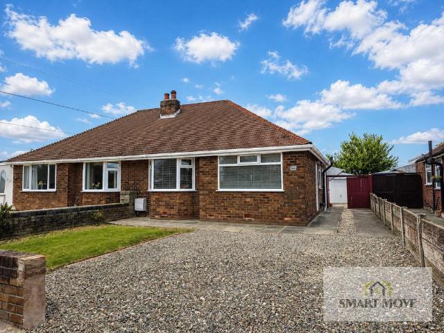 Bungalow for sale in Tarleton, Roby Mill