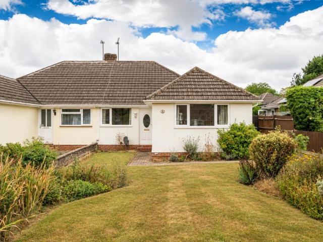 Bungalow for sale in World's End, Perryfields