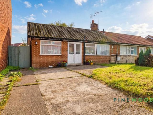 Bungalow for sale in Creswell, Bolsover