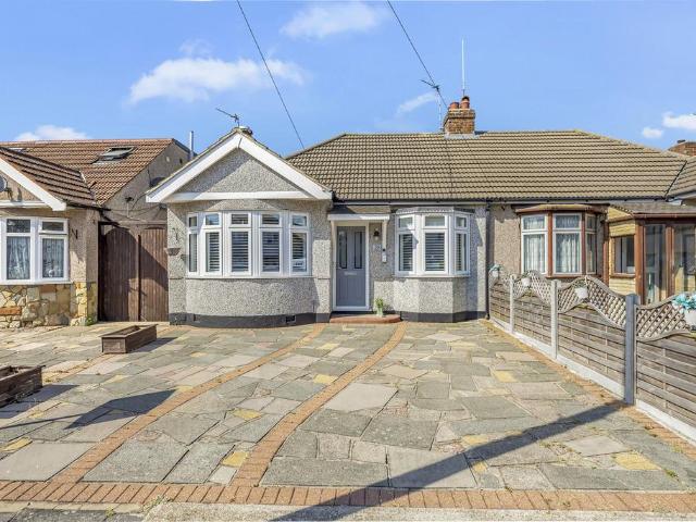 Bungalow for sale in Collier Row, Greater London