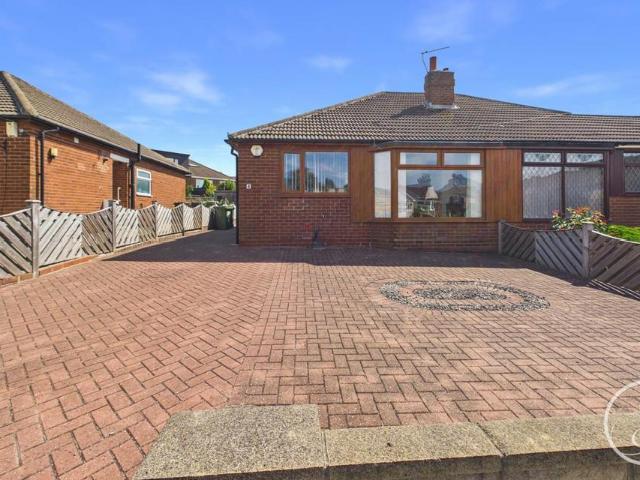 Bungalow for sale in West Yorkshire