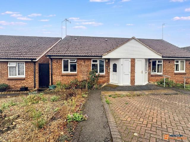 Bungalow for sale in Hugglescote, North West Leicestershire
