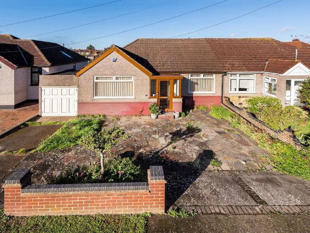 Bungalow for sale in London Borough of Bexley, Greater London
