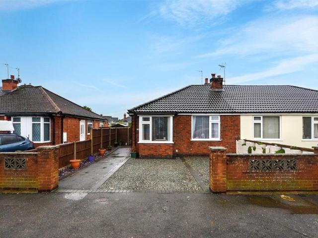 Bungalow for sale in Caldermill, East Midlands