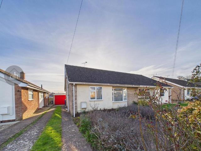 Bungalow for sale in Chedburgh, Suffolk