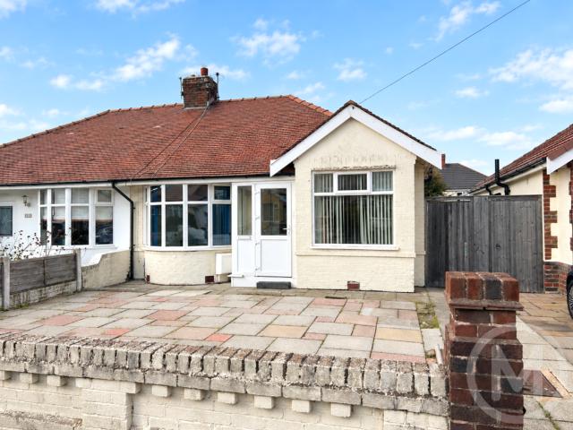 Bungalow for sale in Knowle, Bispham