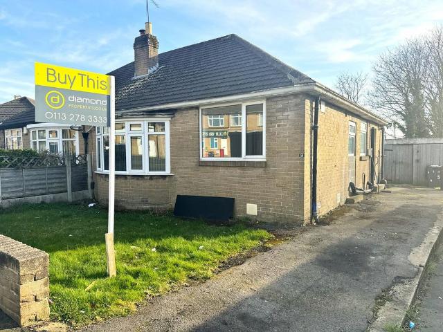 Bungalow for sale in Carr Manor, Moor Allerton