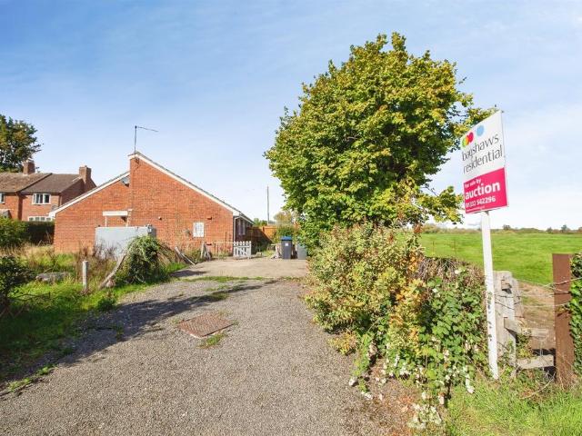 Bungalow for sale in Marston Trussell