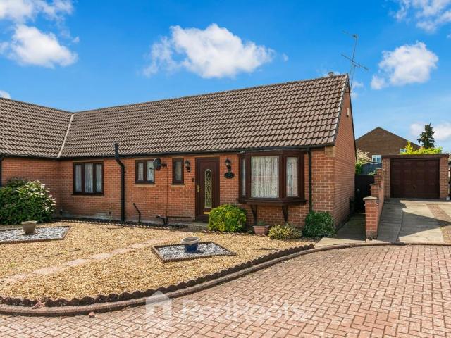 Bungalow for sale in East Lound, North Lincolnshire