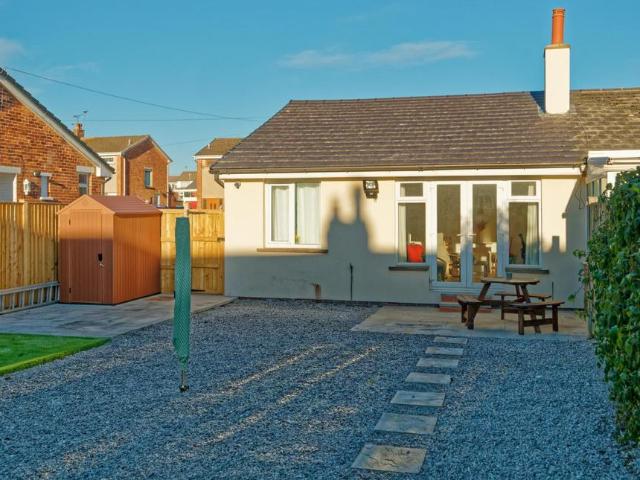 Bungalow for sale in Illingworth, West Yorkshire