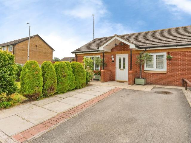 Bungalow for sale in Moreton, Wirral
