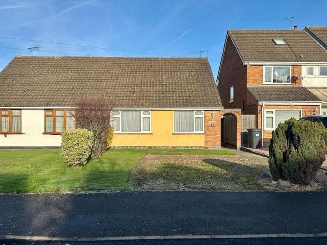 Bungalow for sale in New Bilton, Warwickshire