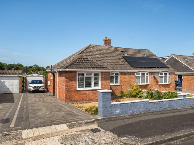 Bungalow for sale in Buckskin, Priest Down