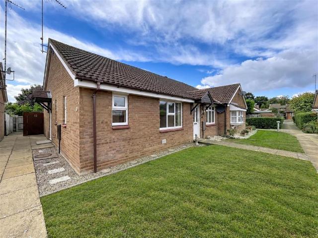 Bungalow for sale in Park Hill, Green Close