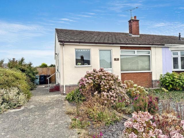 Bungalow for sale in Abergele, Wales