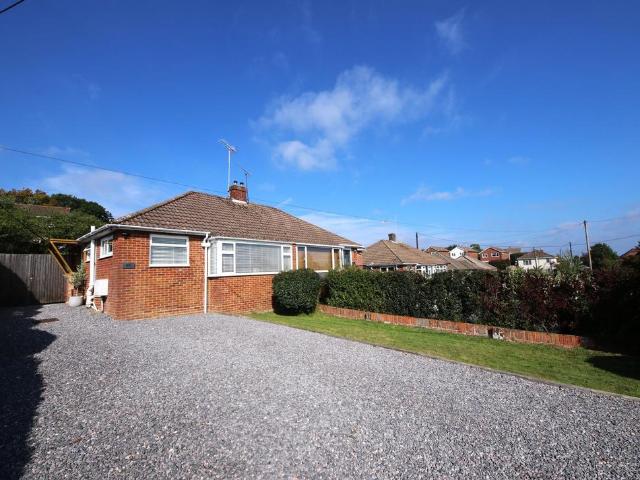Bungalow for sale in Netley Hill, Eastleigh