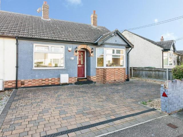 Bungalow for sale in Eastbridge, Suffolk