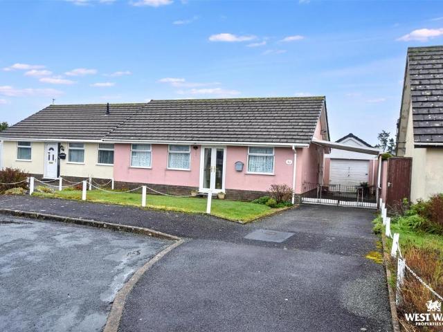 Bungalow for sale in Pembroke Dock, Wales