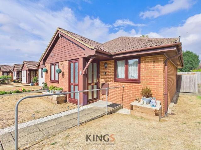 Bungalow for sale in Hatfield, Fretherne