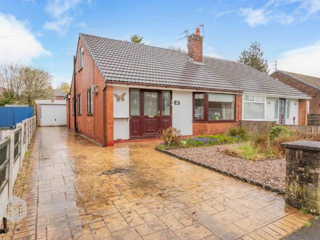 Bungalow for sale in Marsland Green, Wigan