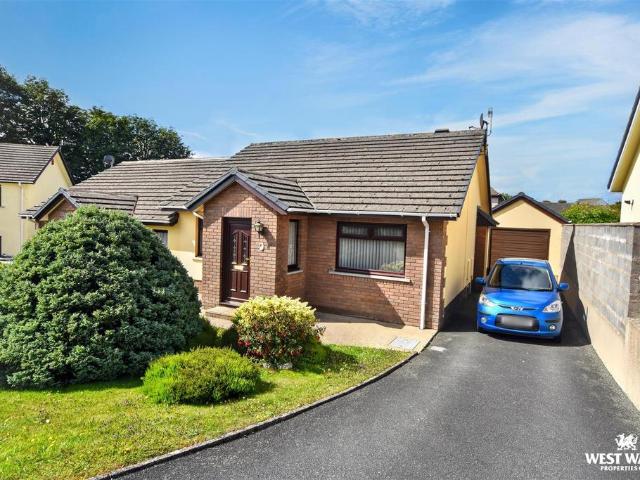 Bungalow for sale in Pembroke Dock, Wales