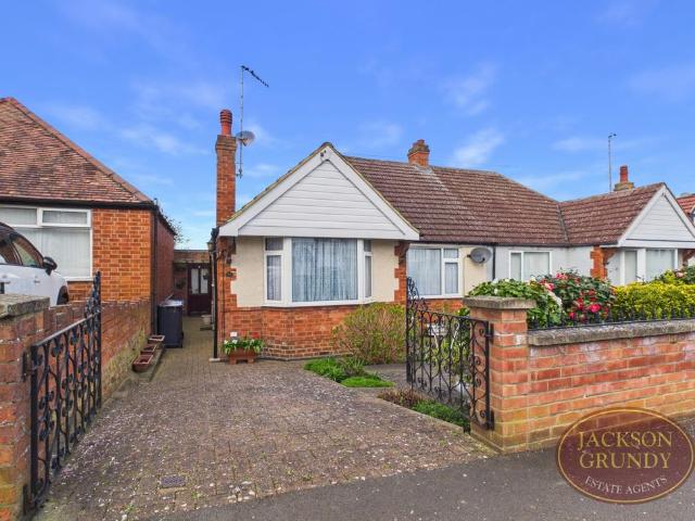 Bungalow for sale in Far Cotton and Delapre, Far Cotton
