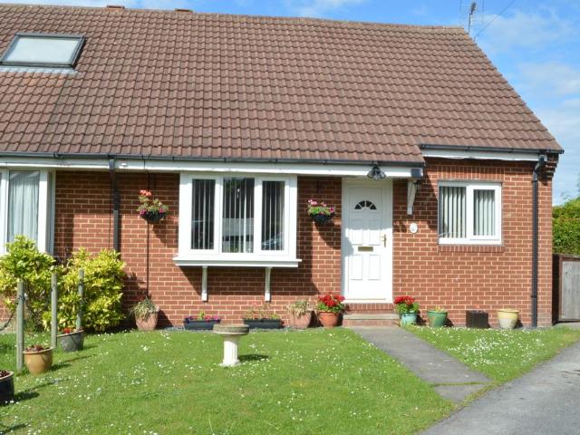 Bungalow for sale in Fishers Green, North Yorkshire