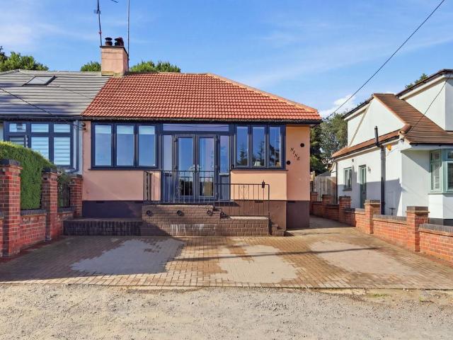 Bungalow for sale in Barling, Essex