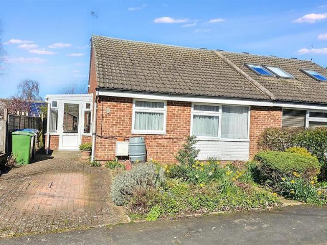 Bungalow for sale in Stanford On Avon, Leicestershire