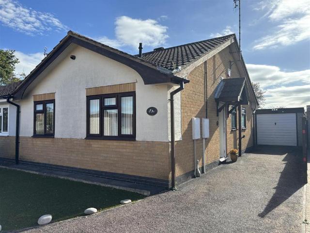 Bungalow for sale in Glenfields, Pinfold