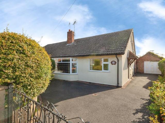 Bungalow for sale in South Wigston, Wigston Magna