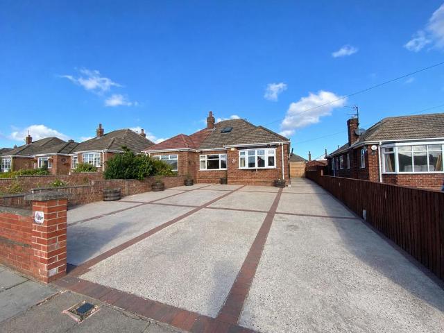 Bungalow for sale in Weelsby, Cleethorpes