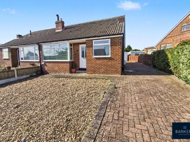 Bungalow for sale in Upper Green, Leeds