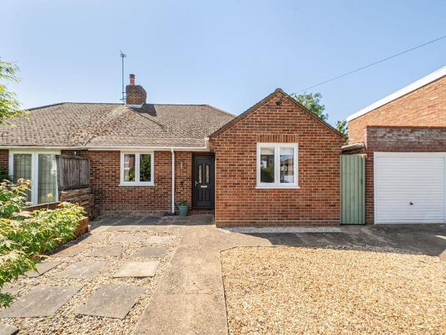 Bungalow for sale in Bedford