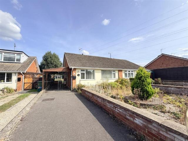 Bungalow for sale in Golden Valley, Gloucestershire