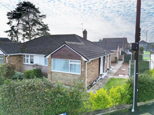 Bungalow for sale in Elloughton-cum-Brough, Brough