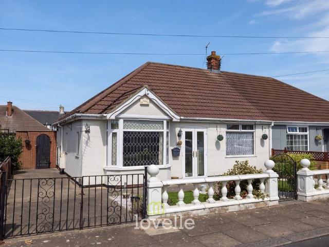 Bungalow for sale in Nunsthorpe, Bradley