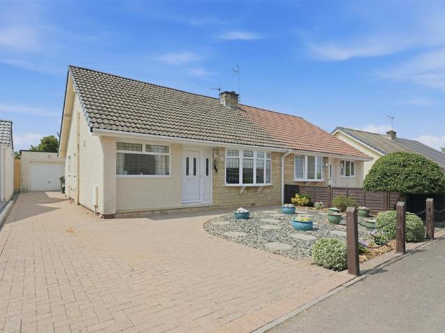 Bungalow for sale in Winterbourne, South Gloucestershire