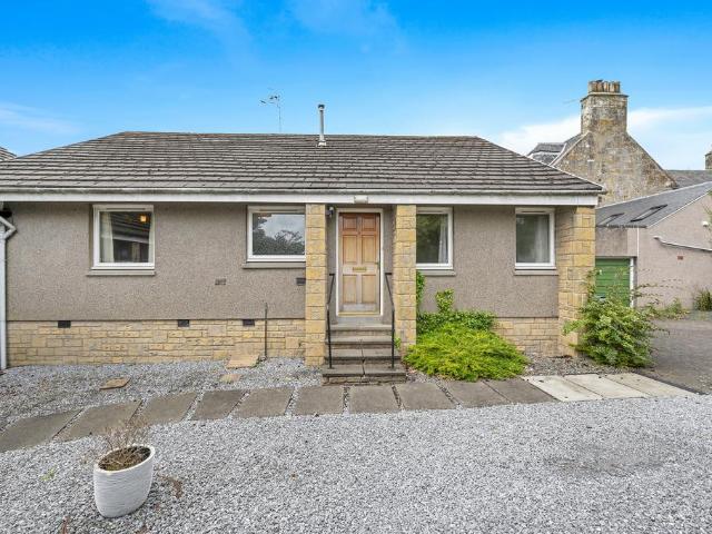 Bungalow for sale in Kinross, Scotland