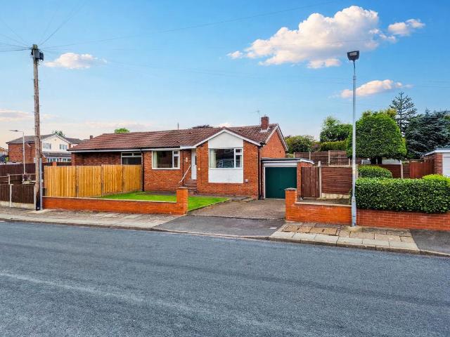 Bungalow for sale in Woolfold, Bury