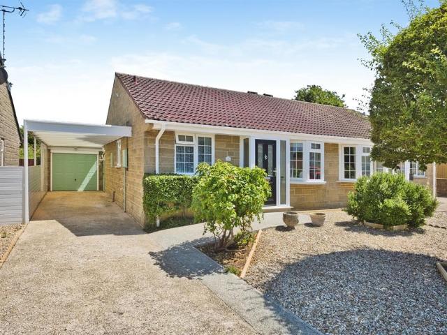 Bungalow for sale in Broadshard, Somerset